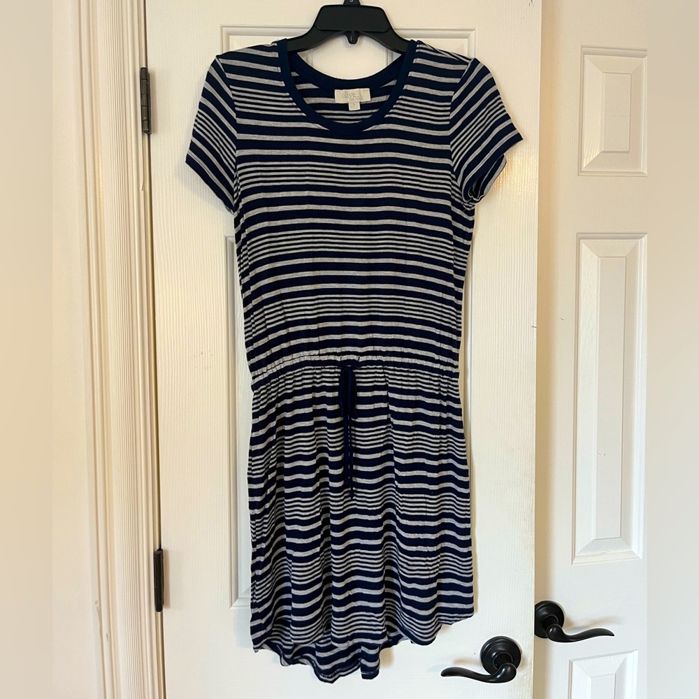 Olive & Oak Women’s Navy and Light Gray Striped Mini Dress Size S